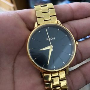 Nixon watch
